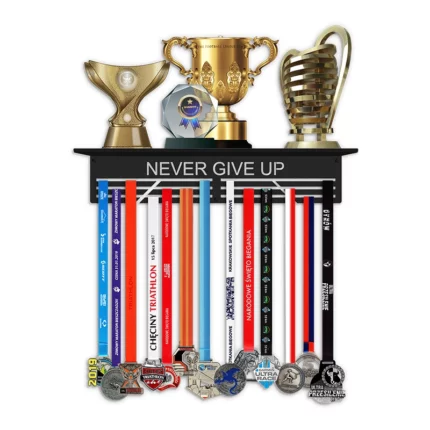 Trophäenhalter aus Metall - Never give up