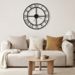 Wohnzimmeruhr mit römischen Ziffern